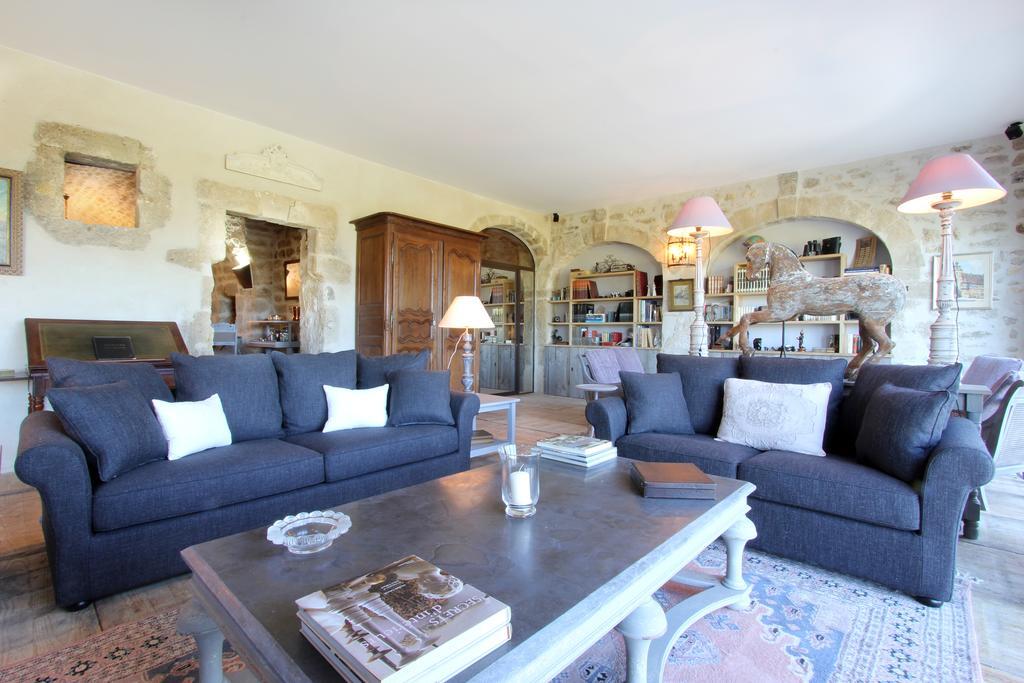 La Bastide Du Tinal Villa เมแเนร์บส์ ภายนอก รูปภาพ